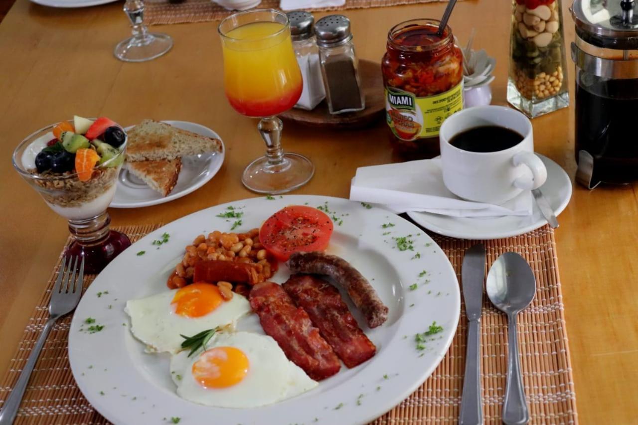 Adley House Bed and Breakfast Oudtshoorn Buitenkant foto