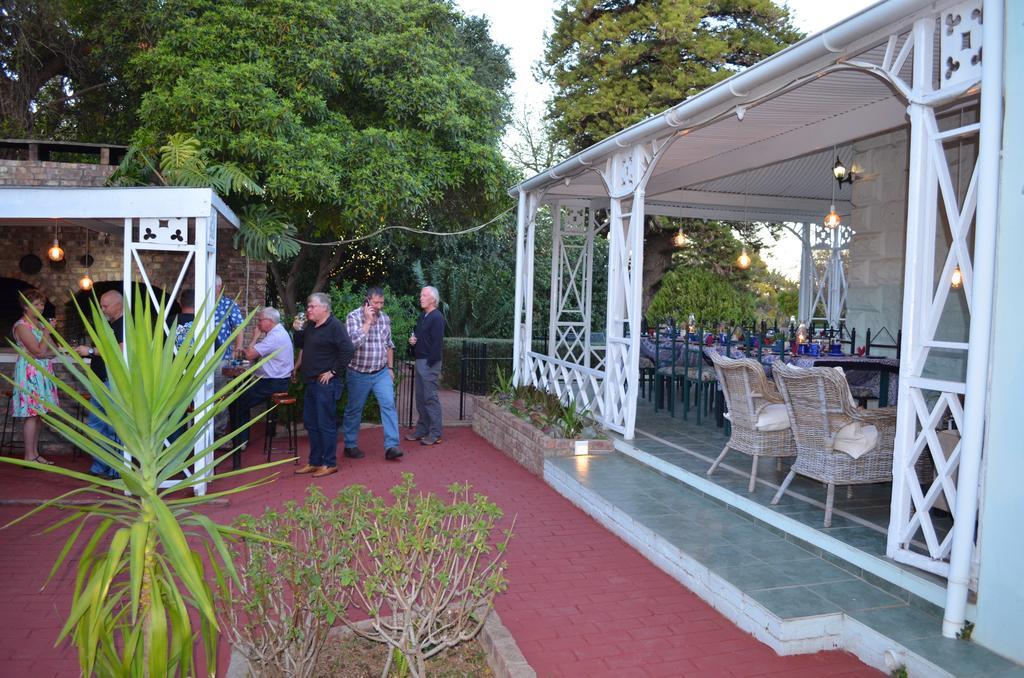Adley House Bed and Breakfast Oudtshoorn Buitenkant foto
