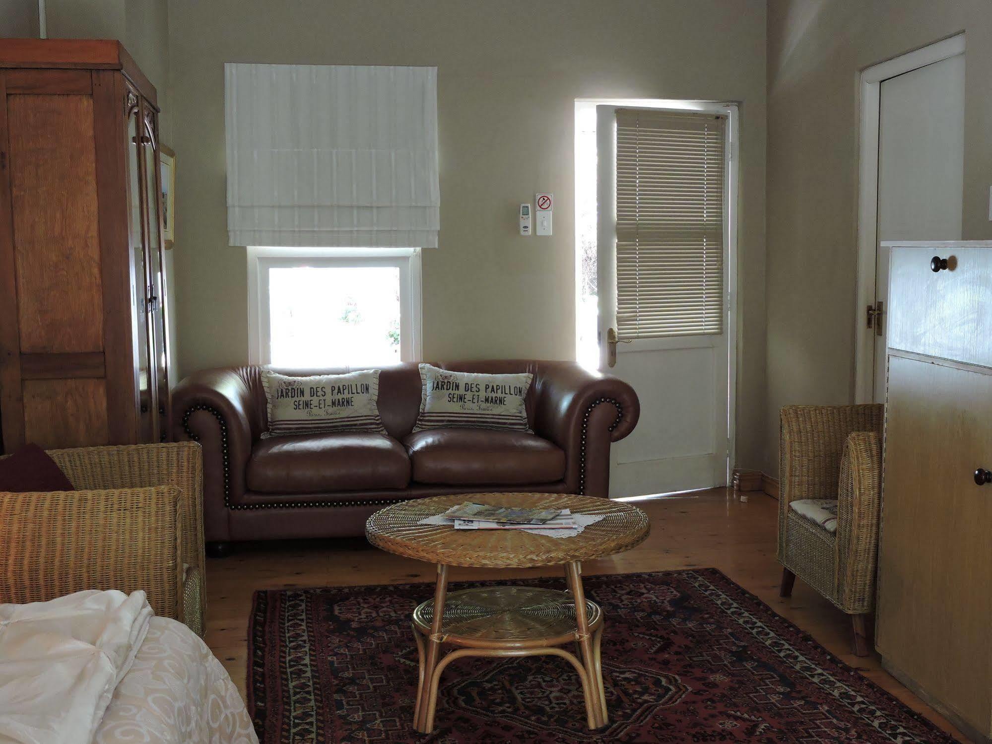 Adley House Bed and Breakfast Oudtshoorn Buitenkant foto