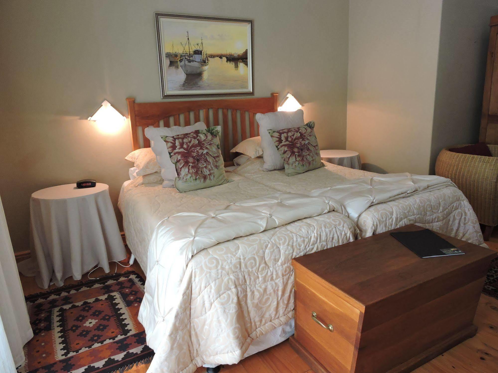 Adley House Bed and Breakfast Oudtshoorn Buitenkant foto