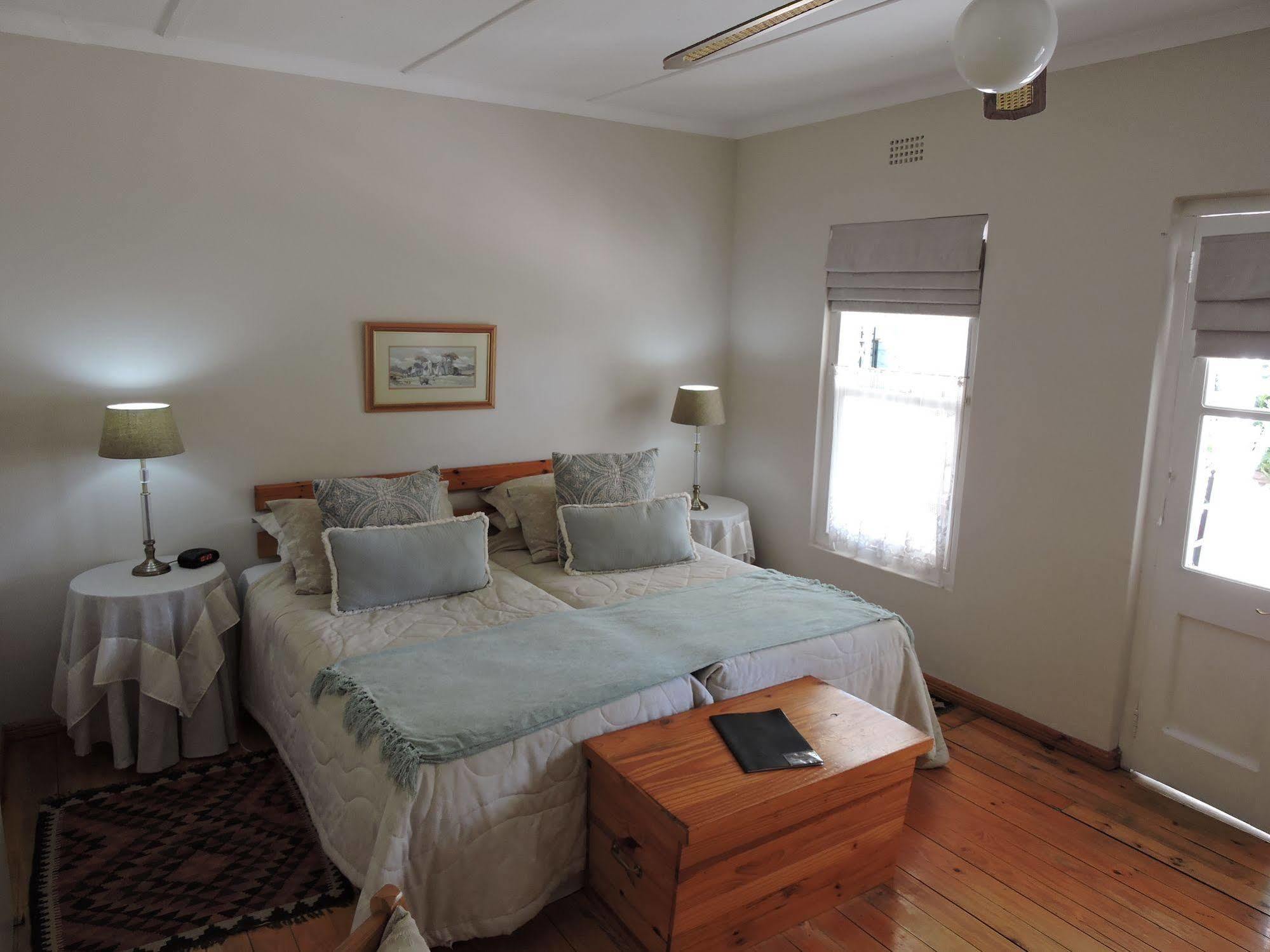 Adley House Bed and Breakfast Oudtshoorn Buitenkant foto