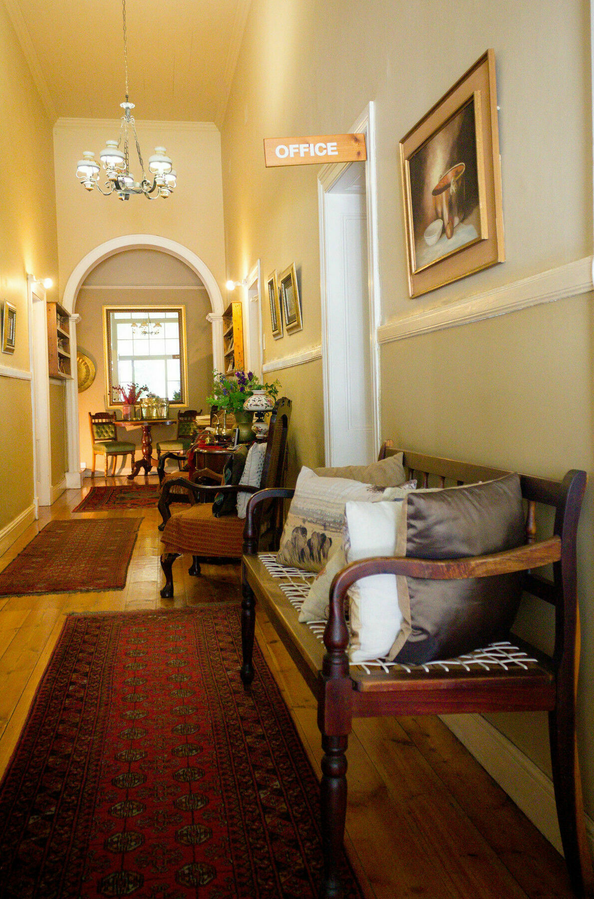 Adley House Bed and Breakfast Oudtshoorn Buitenkant foto